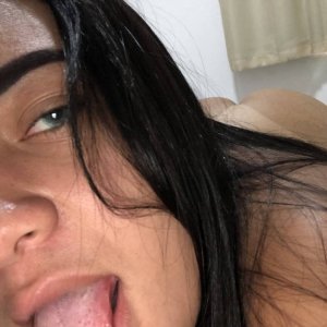 Bruna Menezes